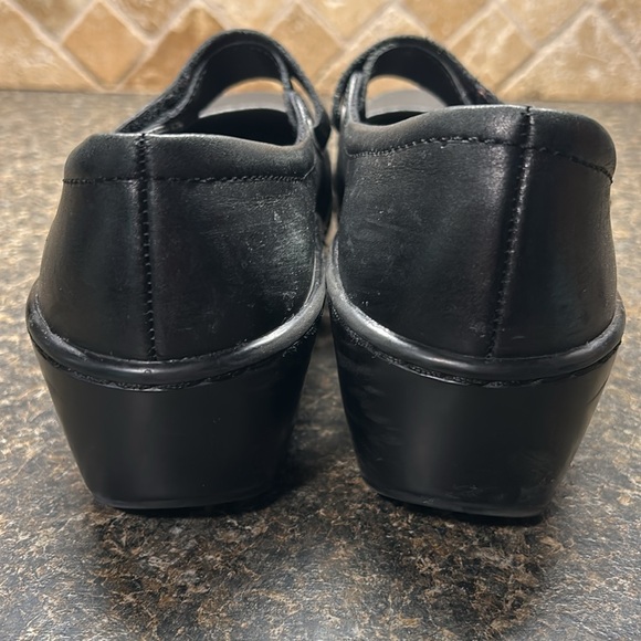 KLOGS Nurse’s Shoe - Picture 4 of 9